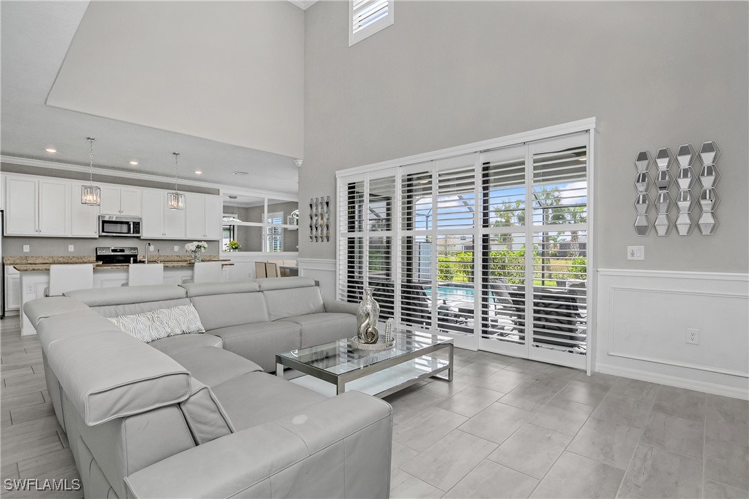 6 Bed Pool Home for Sale in Estero, photo 13