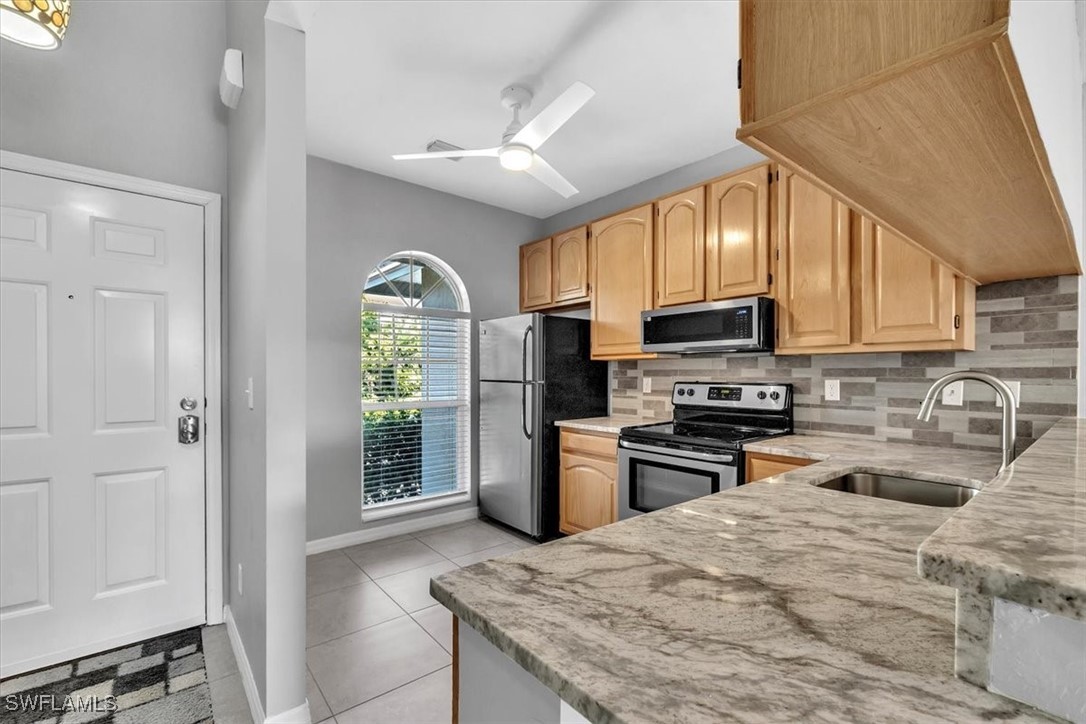 2 Bed Condominium for Sale in Twelve Oaks, photo 13