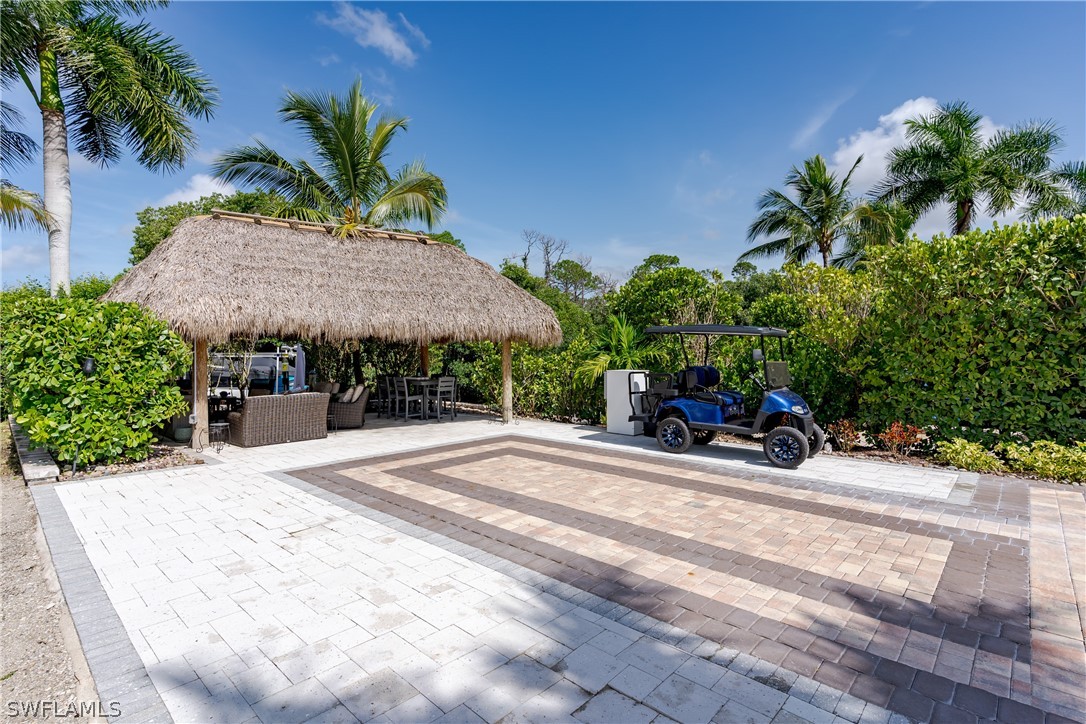 Waterfront Home for Sale in Naples, photo 13