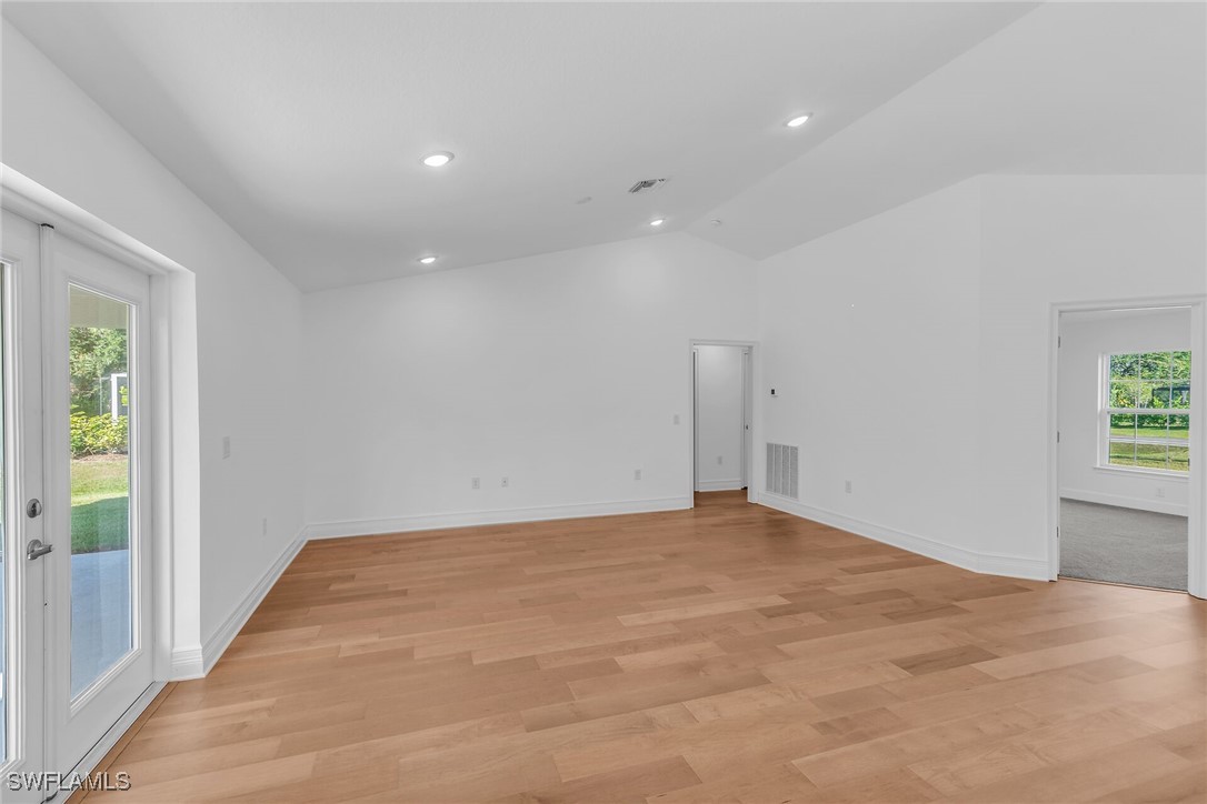 4 Bed SingleFamilyResidence for Sale in Deep Creek, FL — photo 13