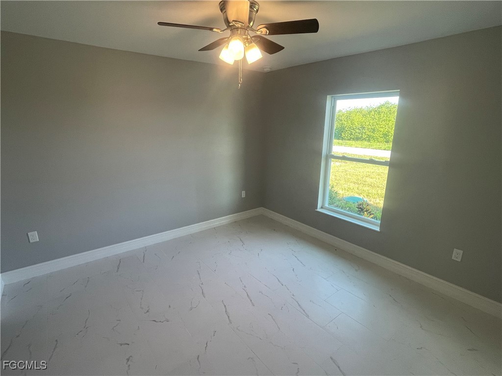 3 Bed SingleFamilyResidence for Sale in Banyan Village, photo 13