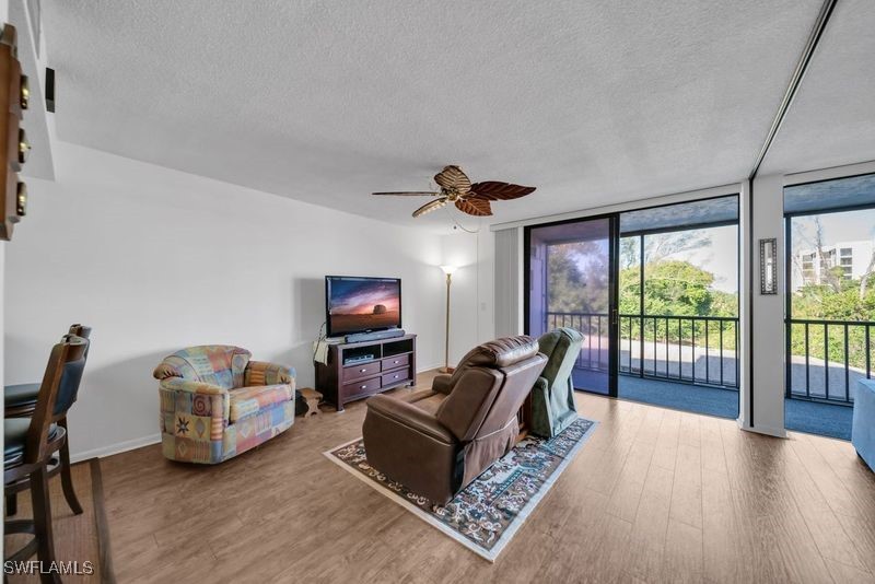 1 Bed Waterfront Home for Sale in Schooner Bay, photo 13