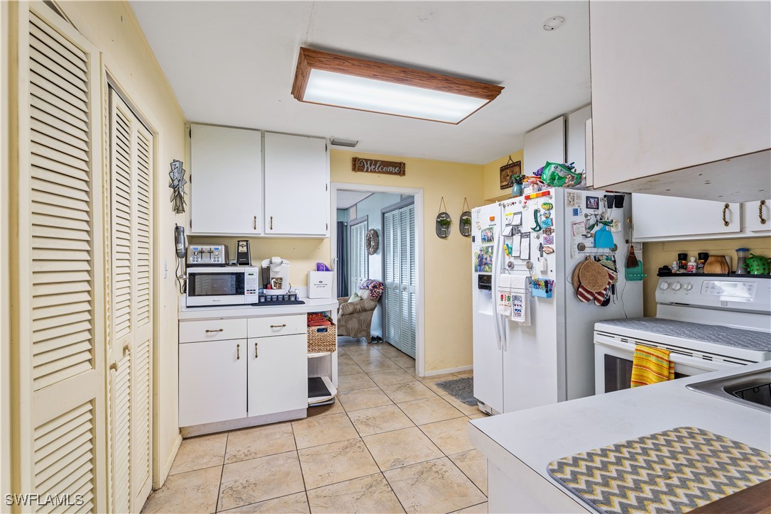 2 Bed Waterfront Home for Sale in Alva, FL, $365,000 — photo 13