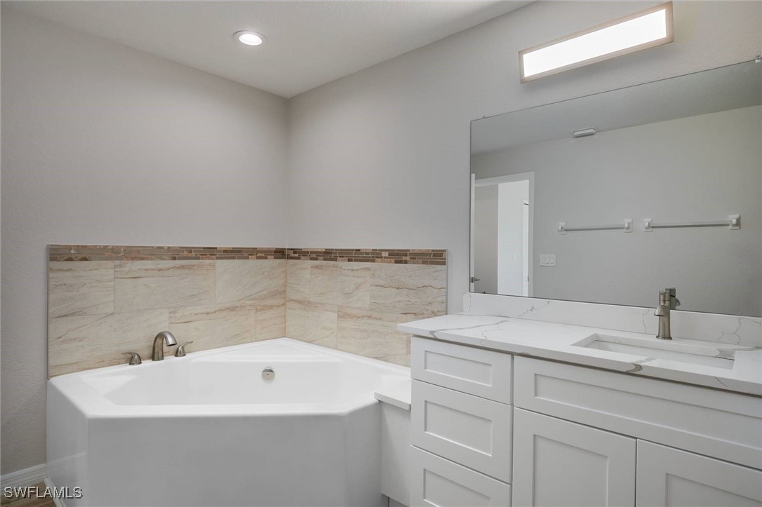 4 Bed SingleFamilyResidence for Sale in Southwood, FL — photo 13