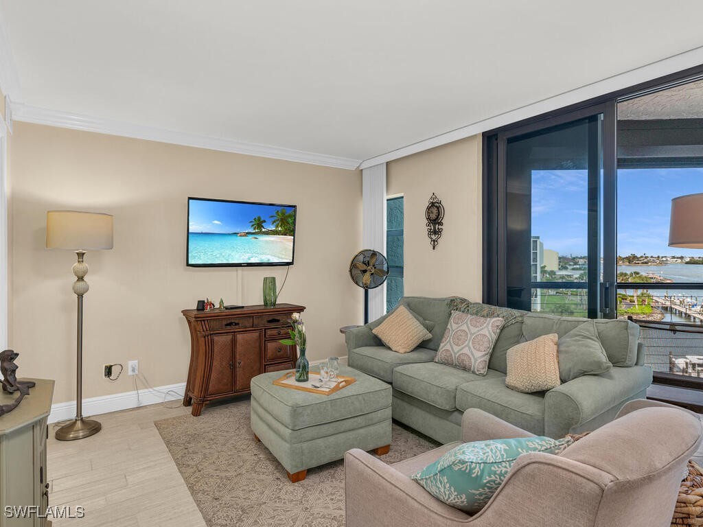 1 Bed Waterfront Home for Sale in Marco Island, FL, $575,000 — photo 13