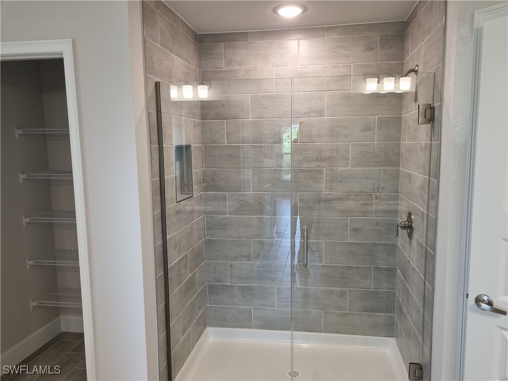 4 Bed SingleFamilyResidence for Sale in Cape Coral, FL — photo 13
