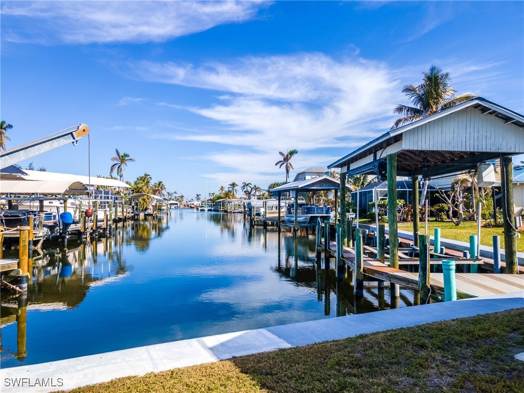 2 Bed Waterfront Home for Sale in St James City, FL — photo 13
