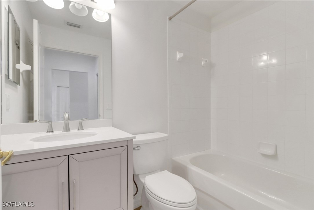 2 Bed Condominium for Sale in Barletta, FL, $249,000 — photo 13