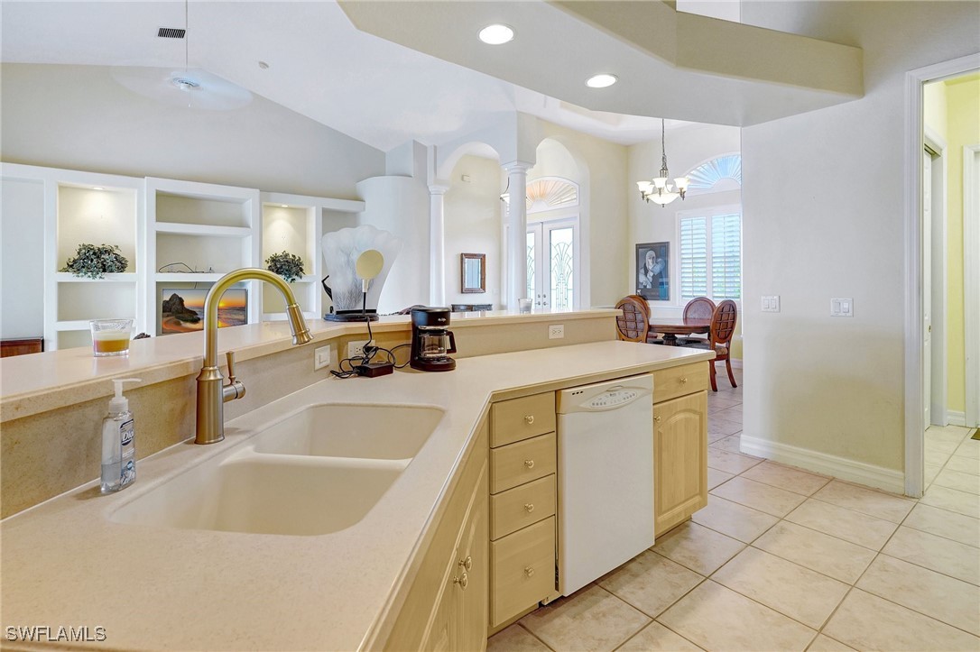 3 Bed Pool Home for Sale in Cape Coral, photo 13