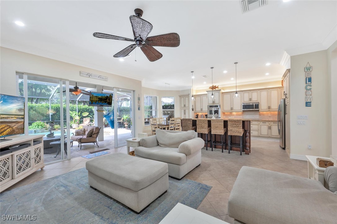 4 Bed Pool Home for Sale in Saturnia Lakes, photo 13