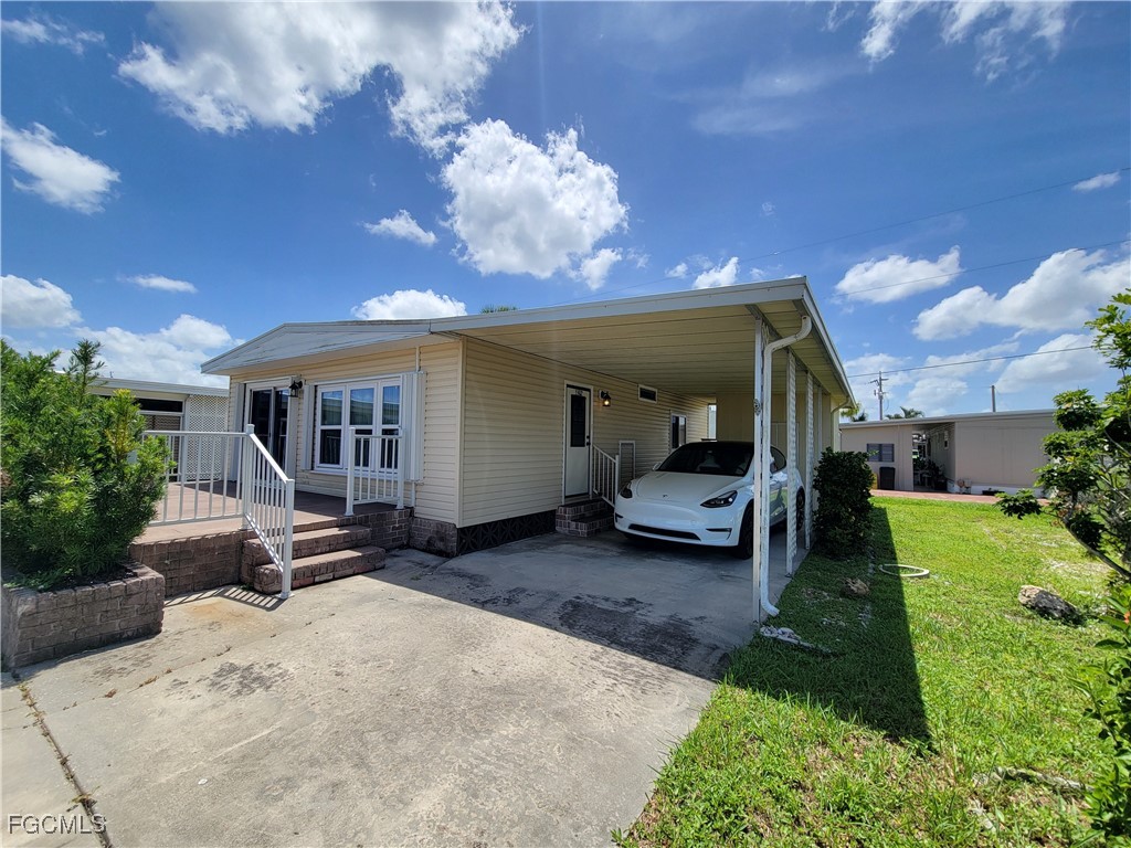 2 Bed ManufacturedHome for Sale in Old Bridge Village, FL — photo 13