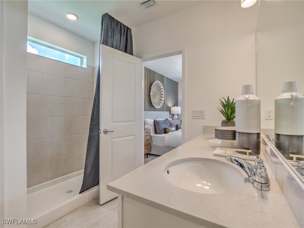 4 Bed SingleFamilyResidence for Sale in Caloosa Cove, FL — photo 13