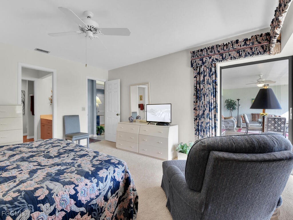 2 Bed Condominium for Sale in Naples, FL, $230,000 — photo 13