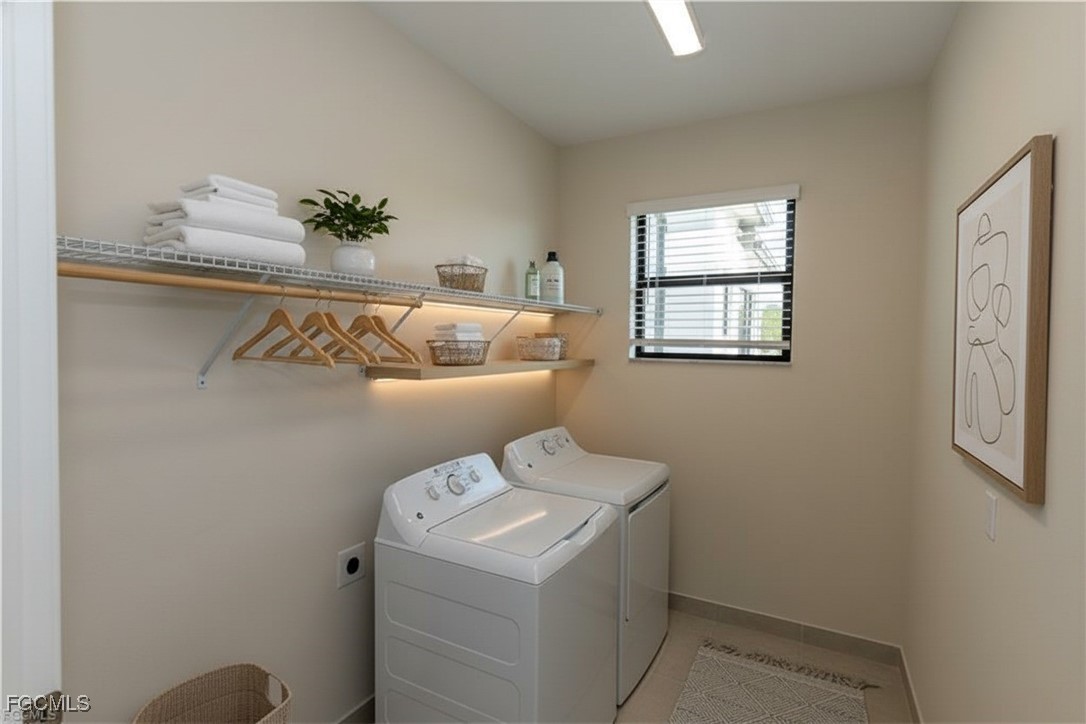 4 Bed Waterfront Home for Sale in Estero, photo 13