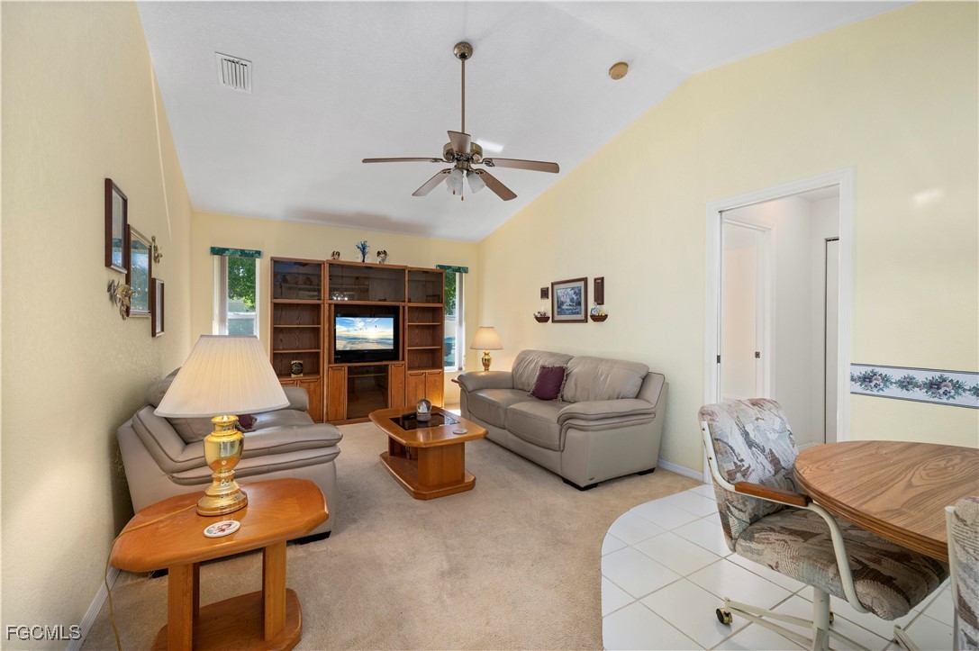 2 Bed SingleFamilyResidence for Sale in North Port, photo 13