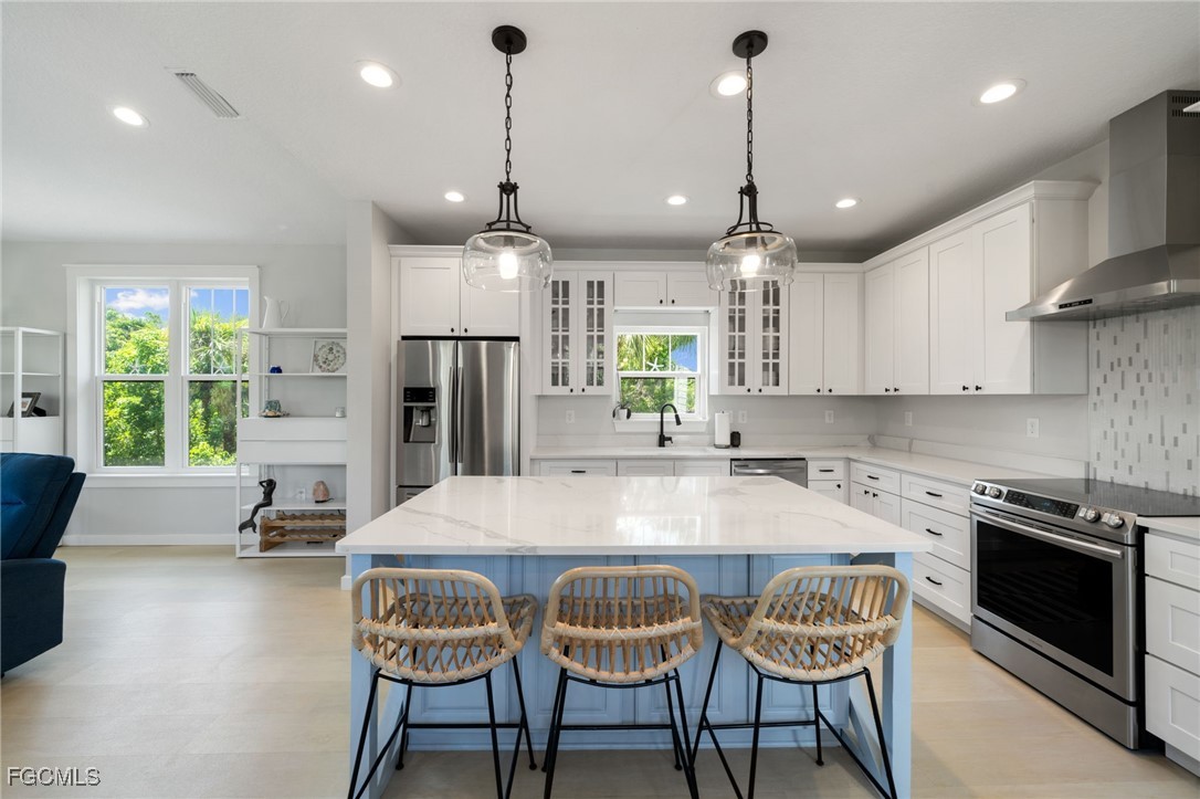 4 Bed SingleFamilyResidence for Sale in Los Colony, FL — photo 13