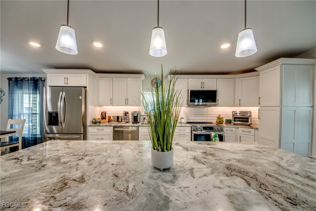 2 Bed ManufacturedHome for Sale in Pine Island Cove, FL — photo 13