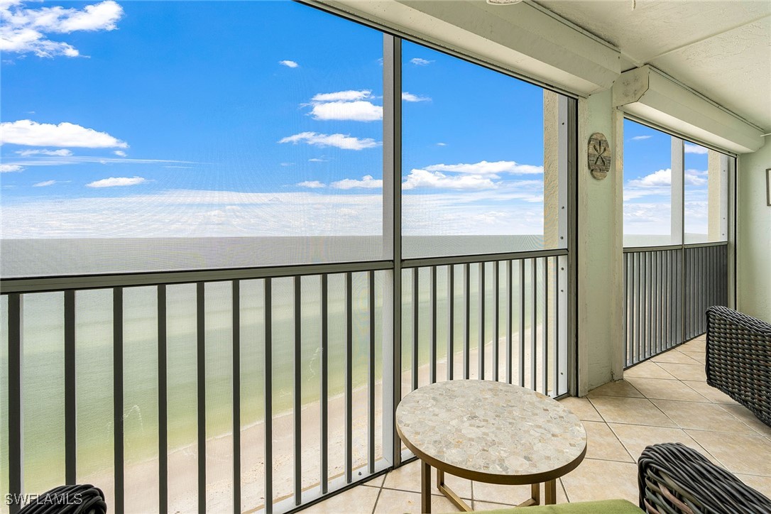 2 Bed Waterfront Home for Sale in Casa Bonita Ii, FL — photo 13