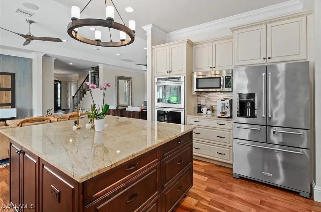 4 Bed Pool Home for Sale in Pine Ridge, photo 13