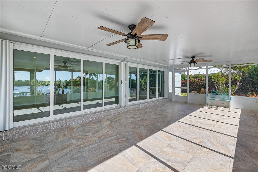 2 Bed Waterfront Home for Sale in Bokeelia, photo 13