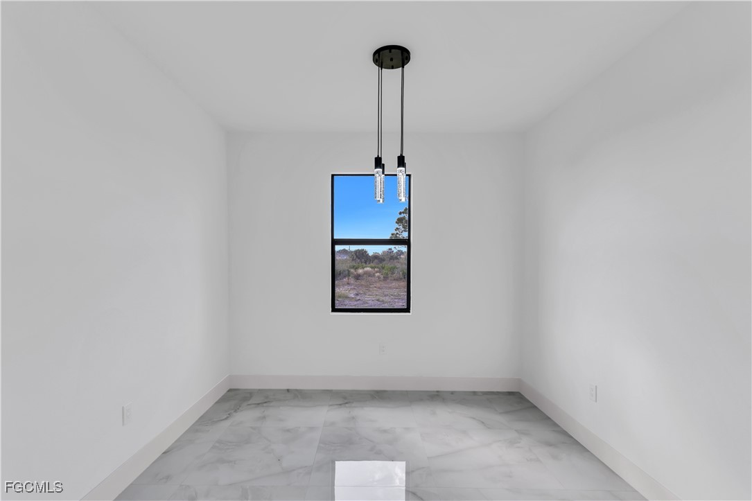 3 Bed SingleFamilyResidence for Sale in Lehigh Acres, photo 13