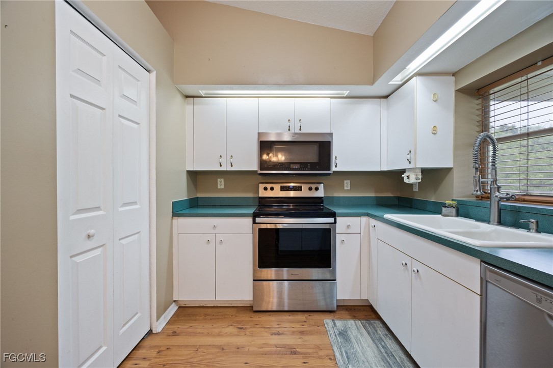 3 Bed SingleFamilyResidence for Sale in Horseshoe Acres, photo 13