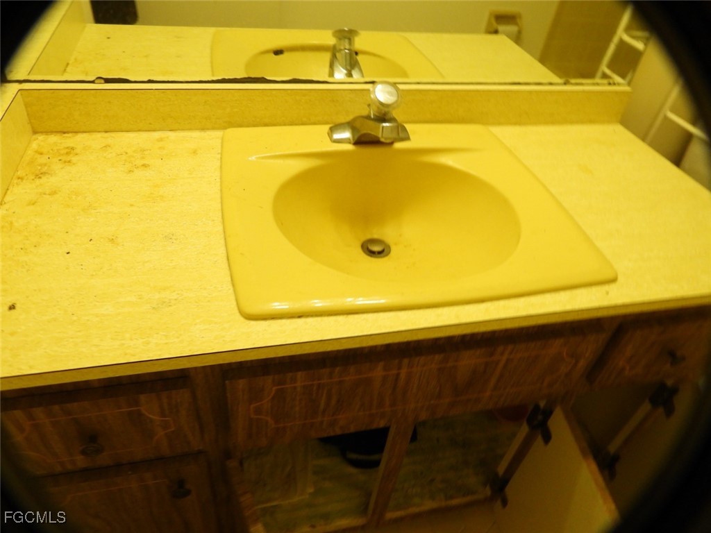 2 Bed Pool Home for Sale in Fort Myers, FL, $120,000 — photo 13