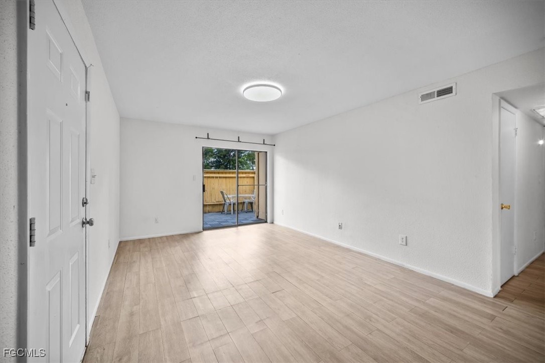 2 Bed Condominium for Sale in Village Creek, photo 13