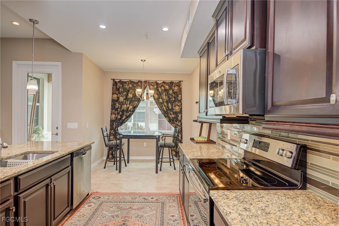 2 Bed Condominium for Sale in Sorrento, photo 13