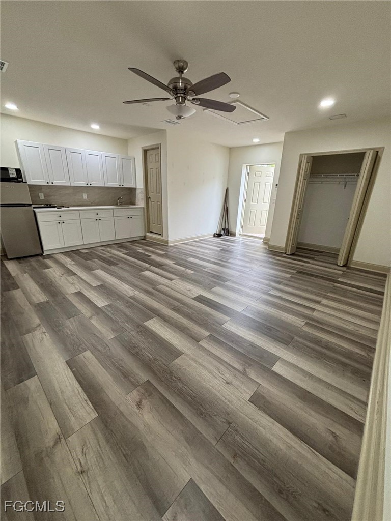 4 Bed SingleFamilyResidence for Sale in Lehigh Acres, photo 13