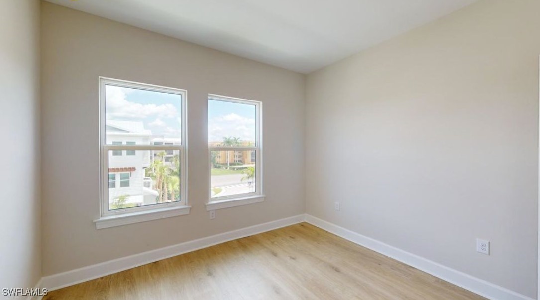 4 Bed Condominium for Sale in Seahaven, photo 13