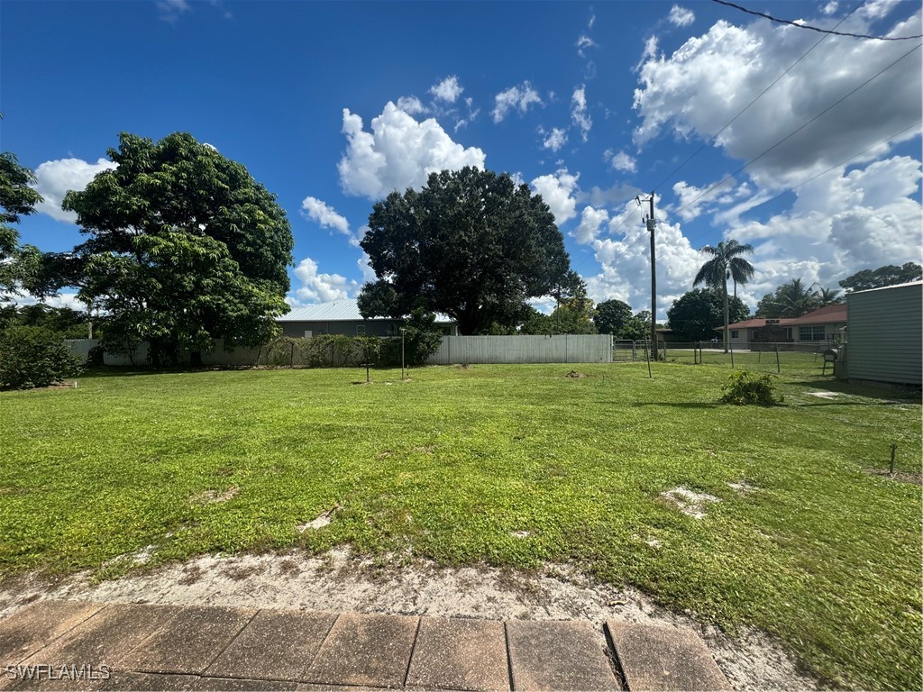 3 Bed SingleFamilyResidence for Sale in Immokalee, FL — photo 13