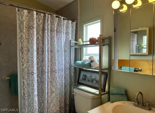 1 Bed Waterfront Home for Sale in Naples, FL, $110,000 — photo 13