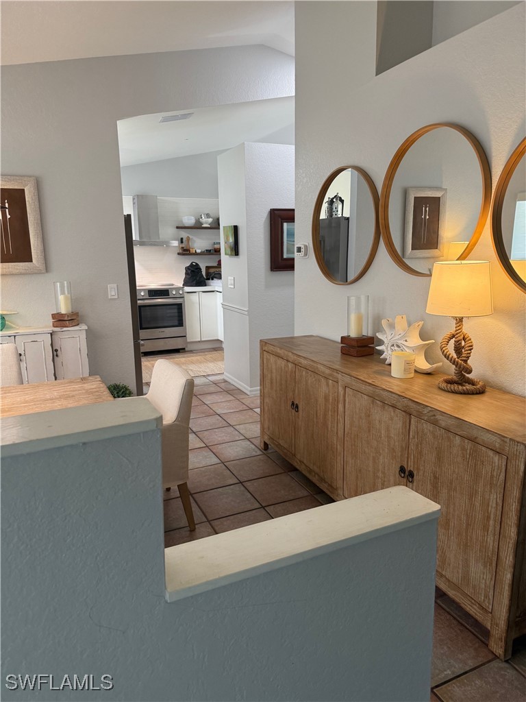2 Bed Attached for Sale in Naples, photo 13