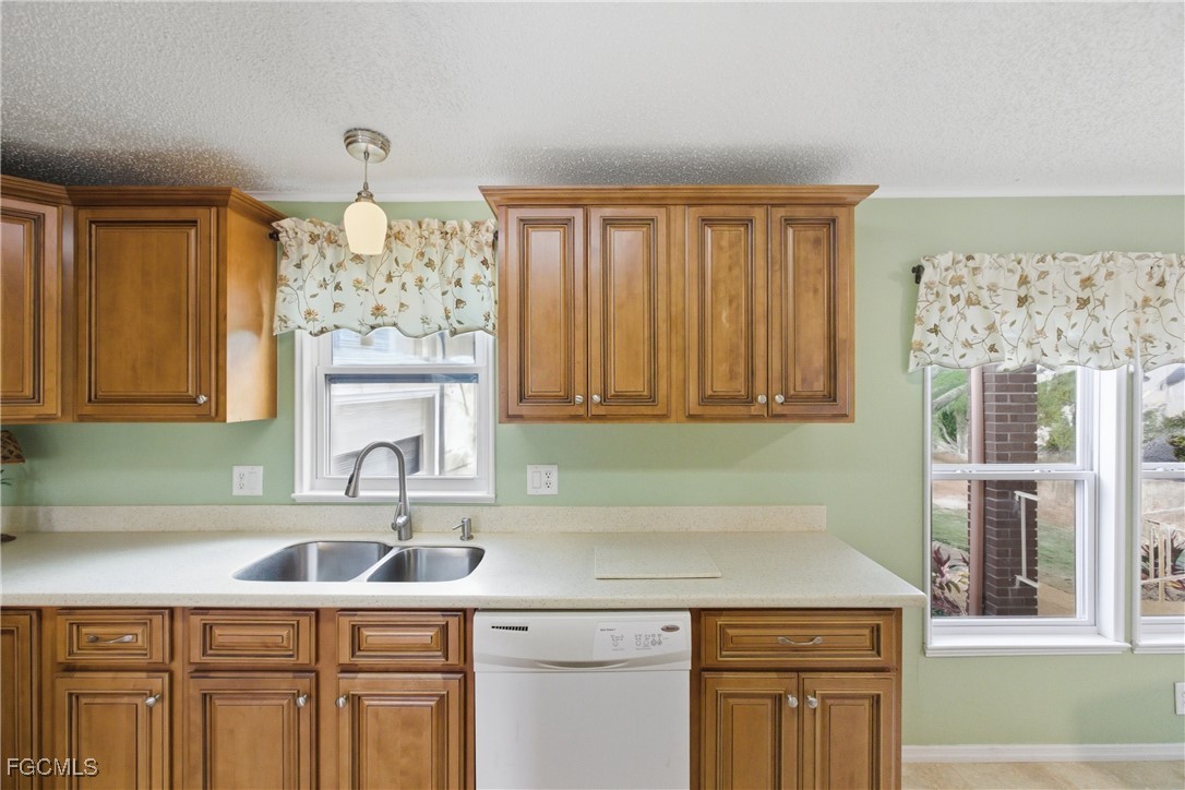 2 Bed Waterfront Home for Sale in North Fort Myers, FL — photo 13
