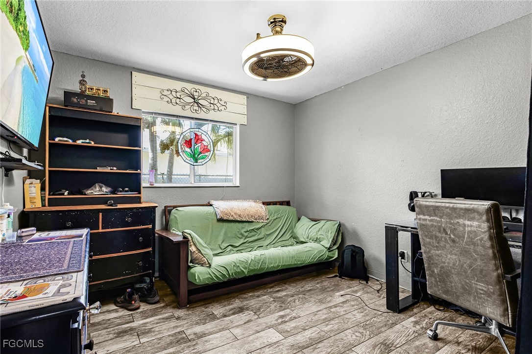 4 Bed SingleFamilyResidence for Sale in Cape Coral, photo 13