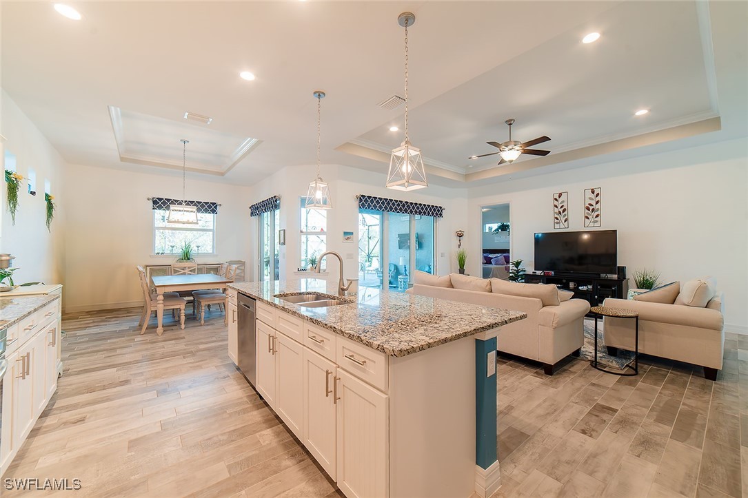 3 Bed Pool Home for Sale in Rotonda Heights, photo 13