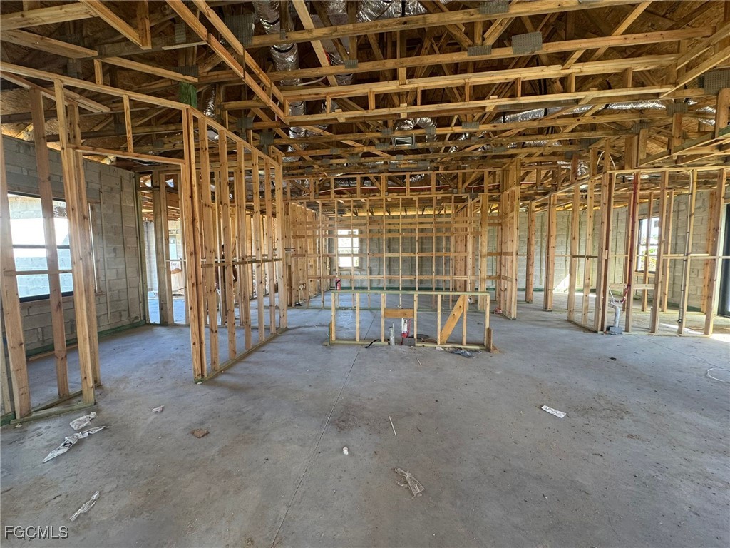 3 Bed SingleFamilyResidence for Sale in Cape Coral, photo 13