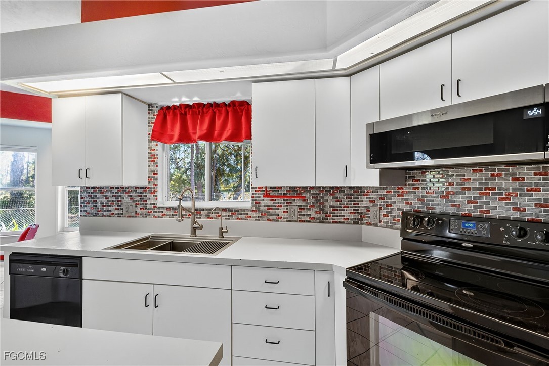 3 Bed SingleFamilyResidence for Sale in Lehigh Acres, FL — photo 13