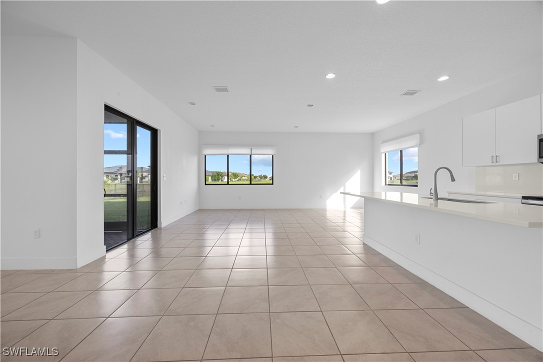 3 Bed Waterfront Home for Sale in Maple Ridge, photo 13