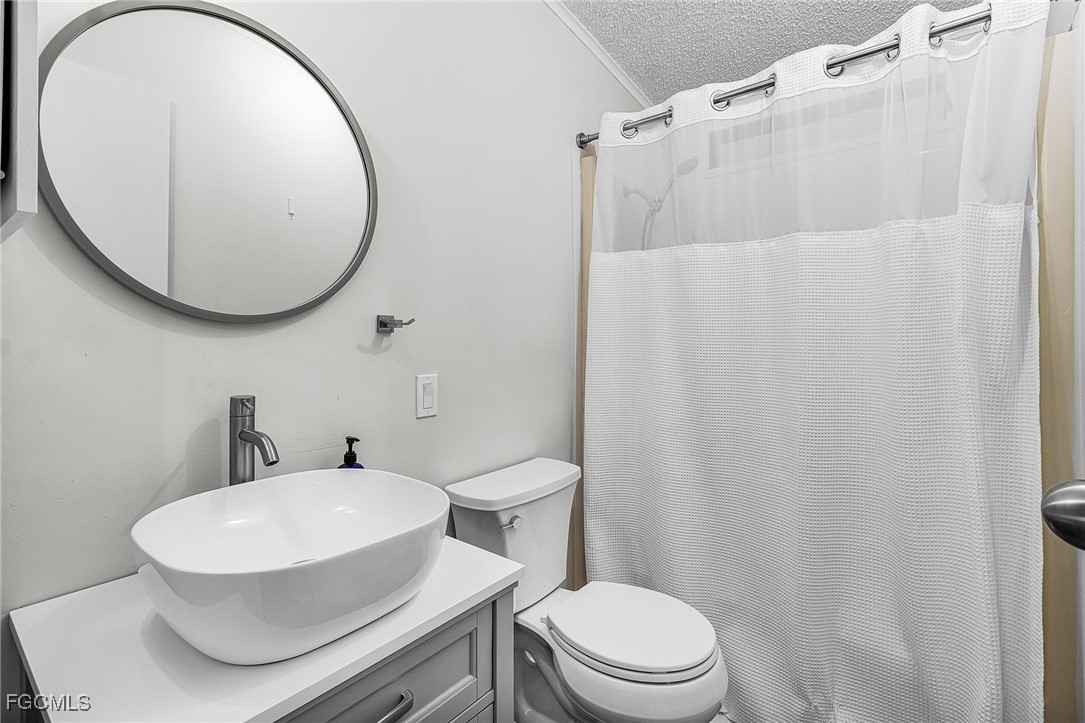 2 Bed ManufacturedHome for Sale in Pine Island Cove, FL — photo 13