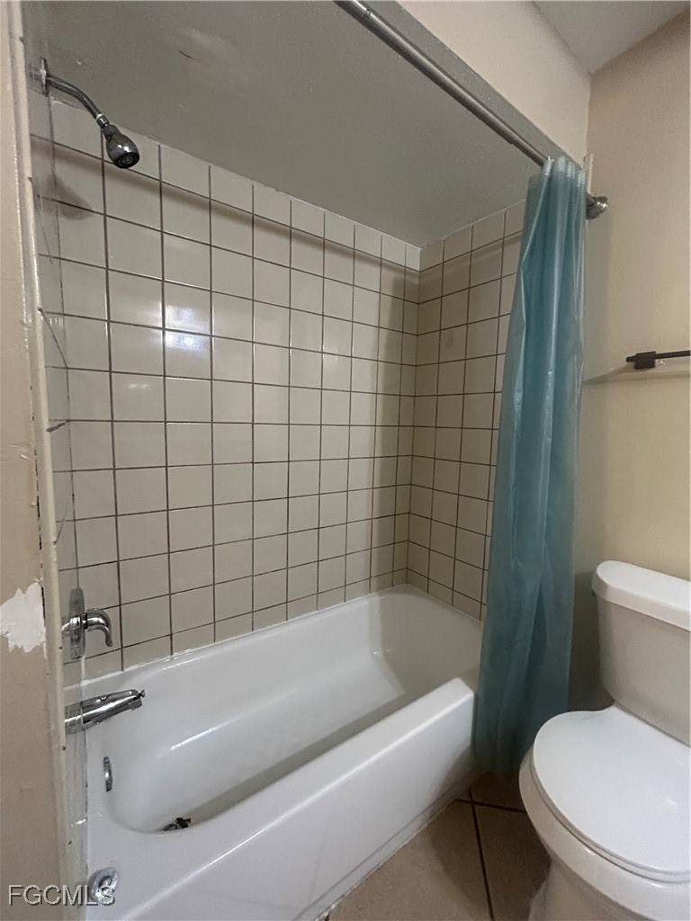 2 Bed Condominium for Sale in Village Creek, photo 13