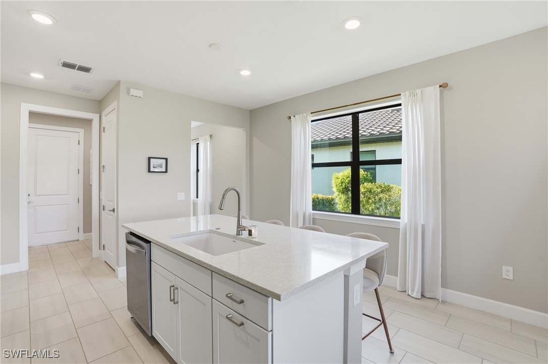 3 Bed SingleFamilyResidence for Sale in Estero, photo 13