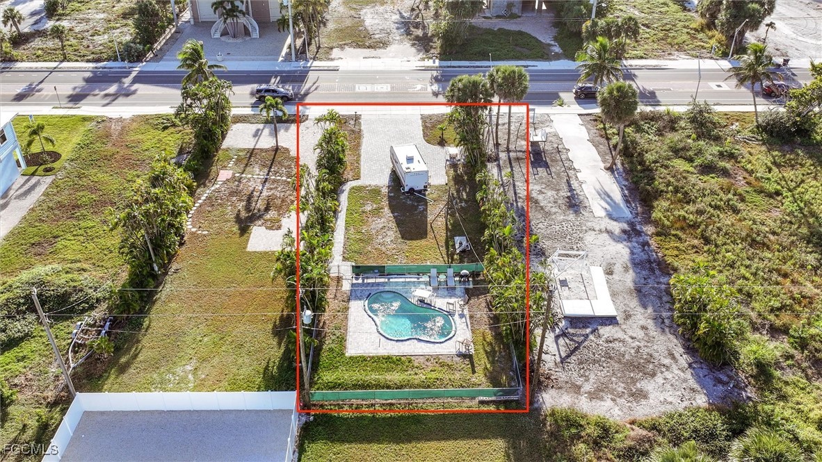 Residential for Sale in Mcphie Park, photo 13