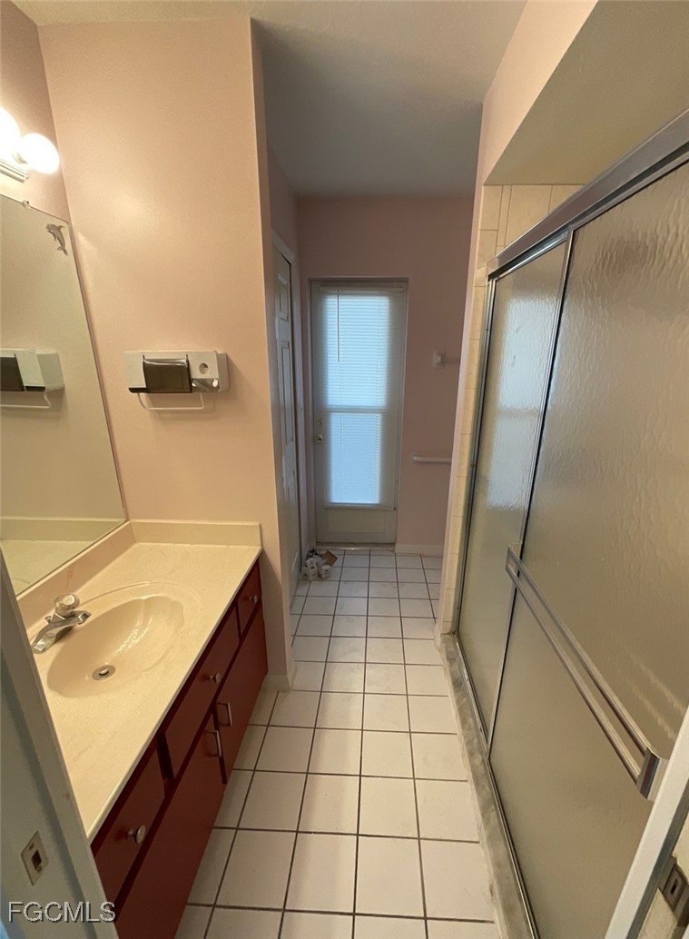 3 Bed Pool Home for Sale in Cape Coral, photo 13