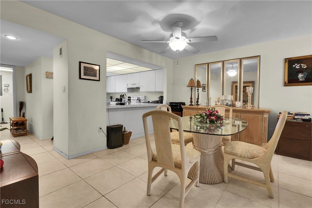 2 Bed Condominium for Sale in Fort Myers, photo 13
