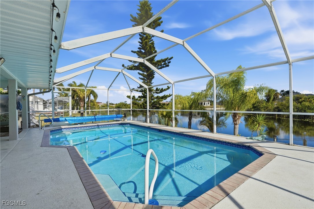 3 Bed Pool Home for Sale in Cape Coral, photo 13