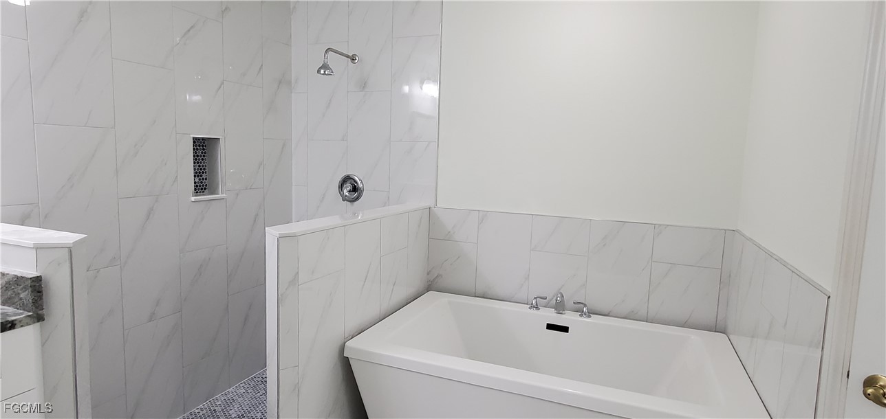 3 Bed SingleFamilyResidence for Sale in Cape Coral, FL — photo 13