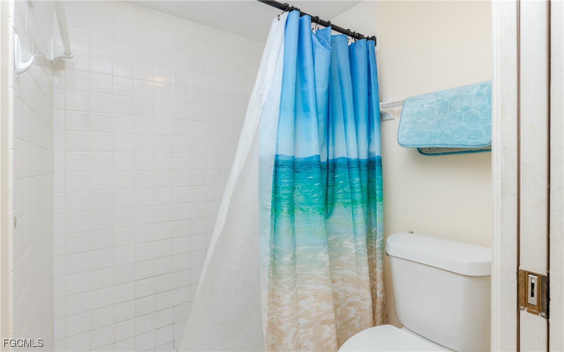 2 Bed Waterfront Home for Sale in Cape Coral, photo 13