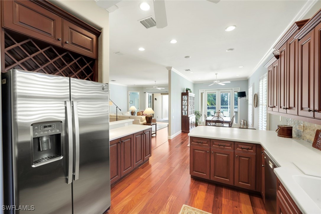 2 Bed SingleFamilyResidence for Sale in Naples, photo 13